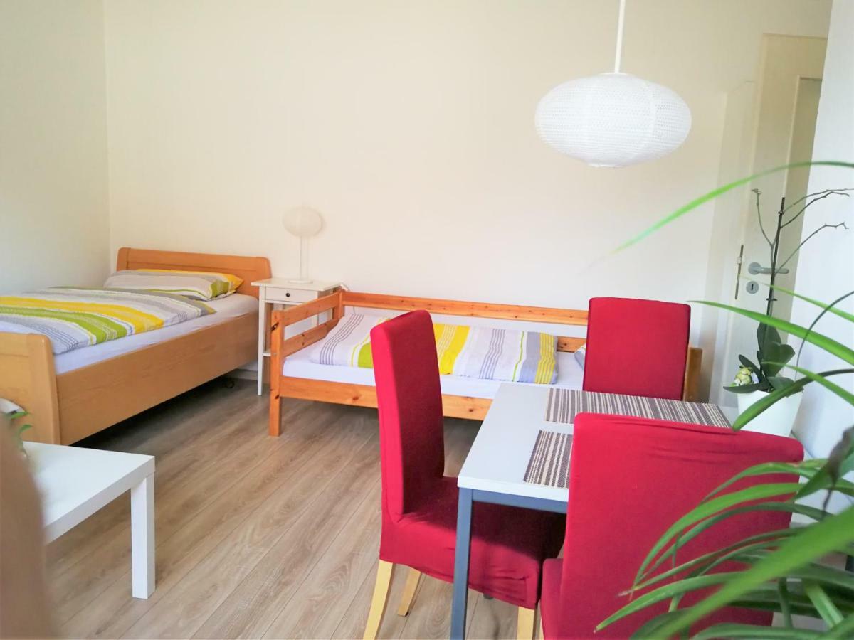Quiet City-Apt, 4Min City-Center, 18Min Fair Nuernberg!!! Екстериор снимка